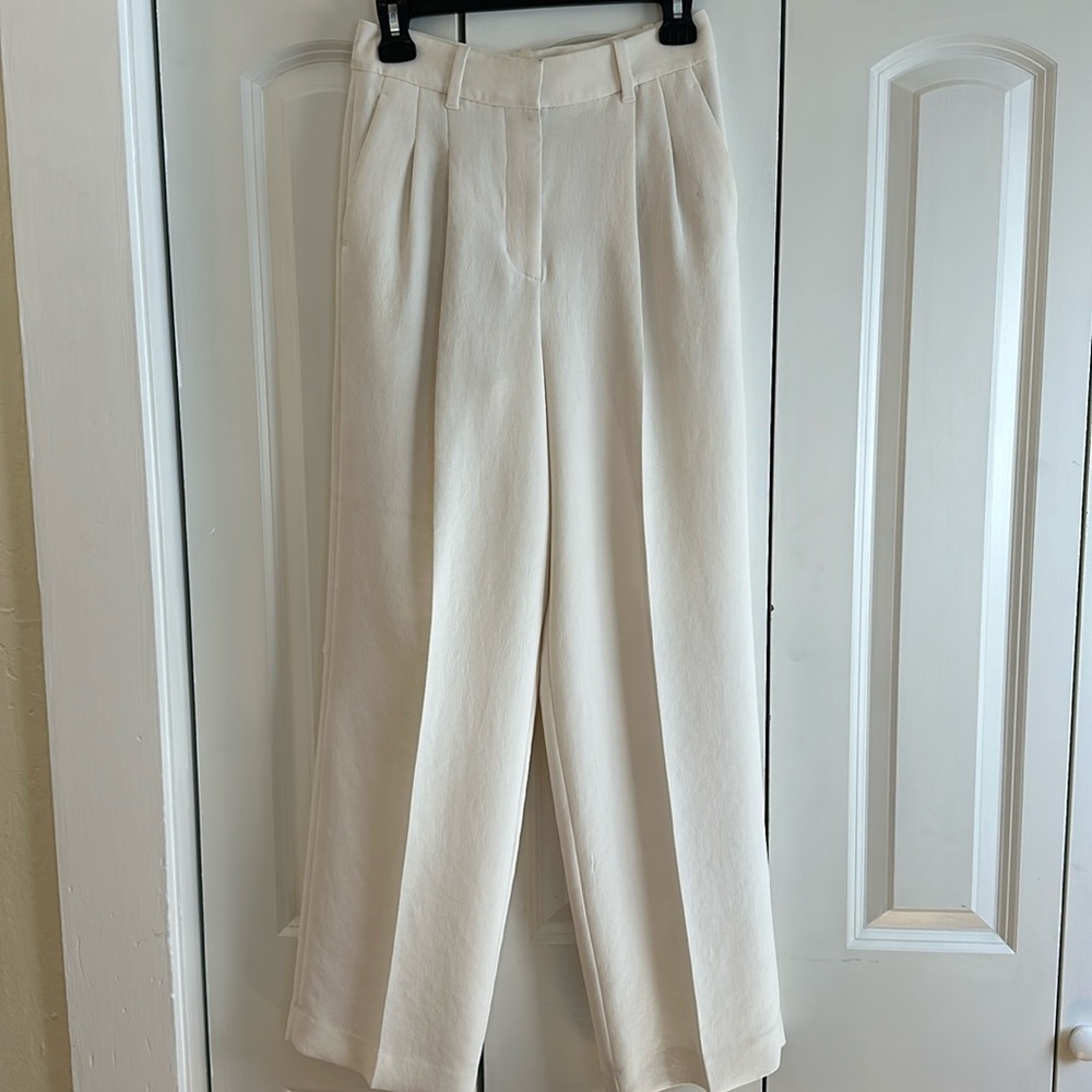 Aritzia Wilfred Effortless Pants Size 2 Light Birch